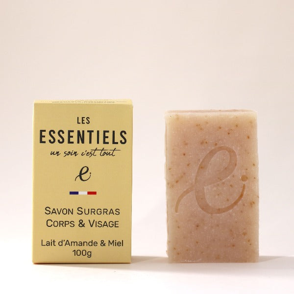 Savon surgras bio Lait d'amande et Miel - Visage et corps - Peau fragile et irritée- Savonnerie Les essentiels - 100 gr