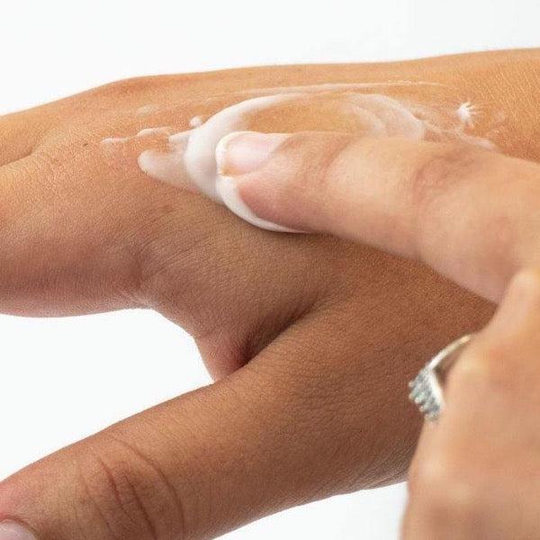 Crème corps hydratante bio Fleur de coton - Huile d'amande douce - Toute peau - Endro - 100 mL
